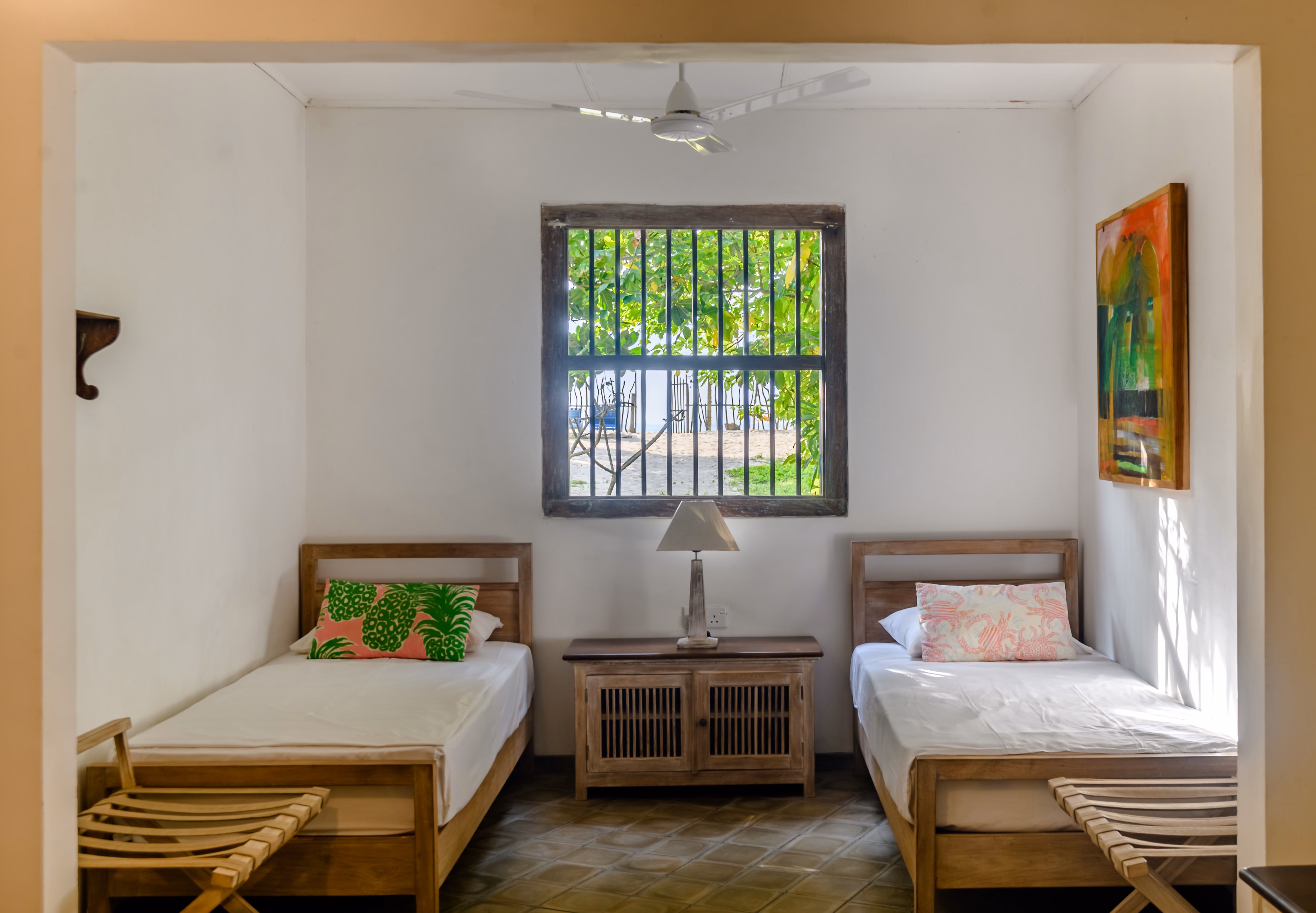 House 1 and surroundings 10